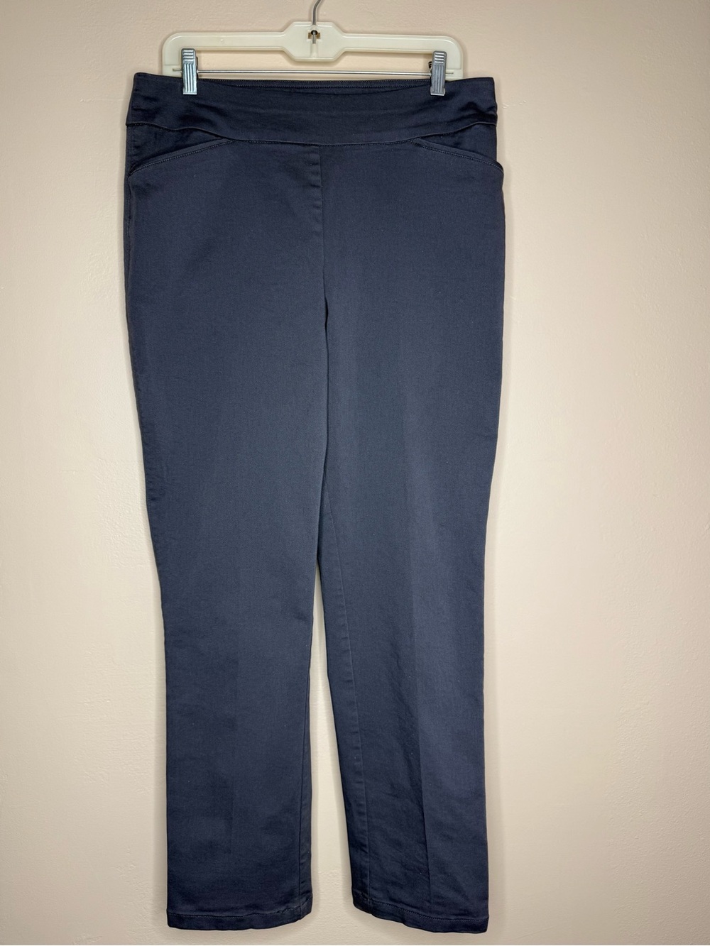 Croft & Barrow Pull-On Straight Leg Pants Gray Pockets Size 12